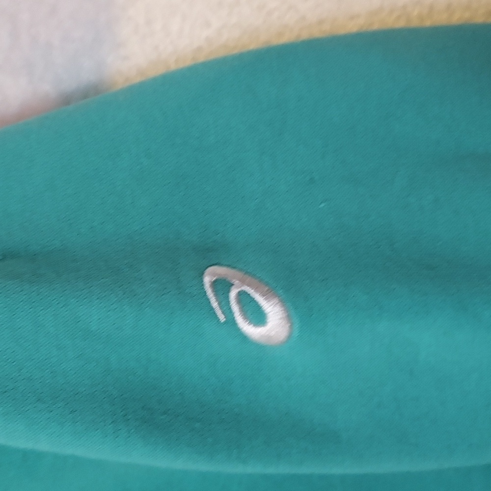 Asics Unisex Sunday Sana Fleece Hoodie - Picture 6 of 11